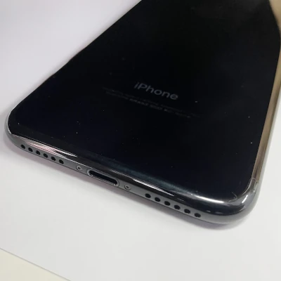 本体にキズや使用感がない
