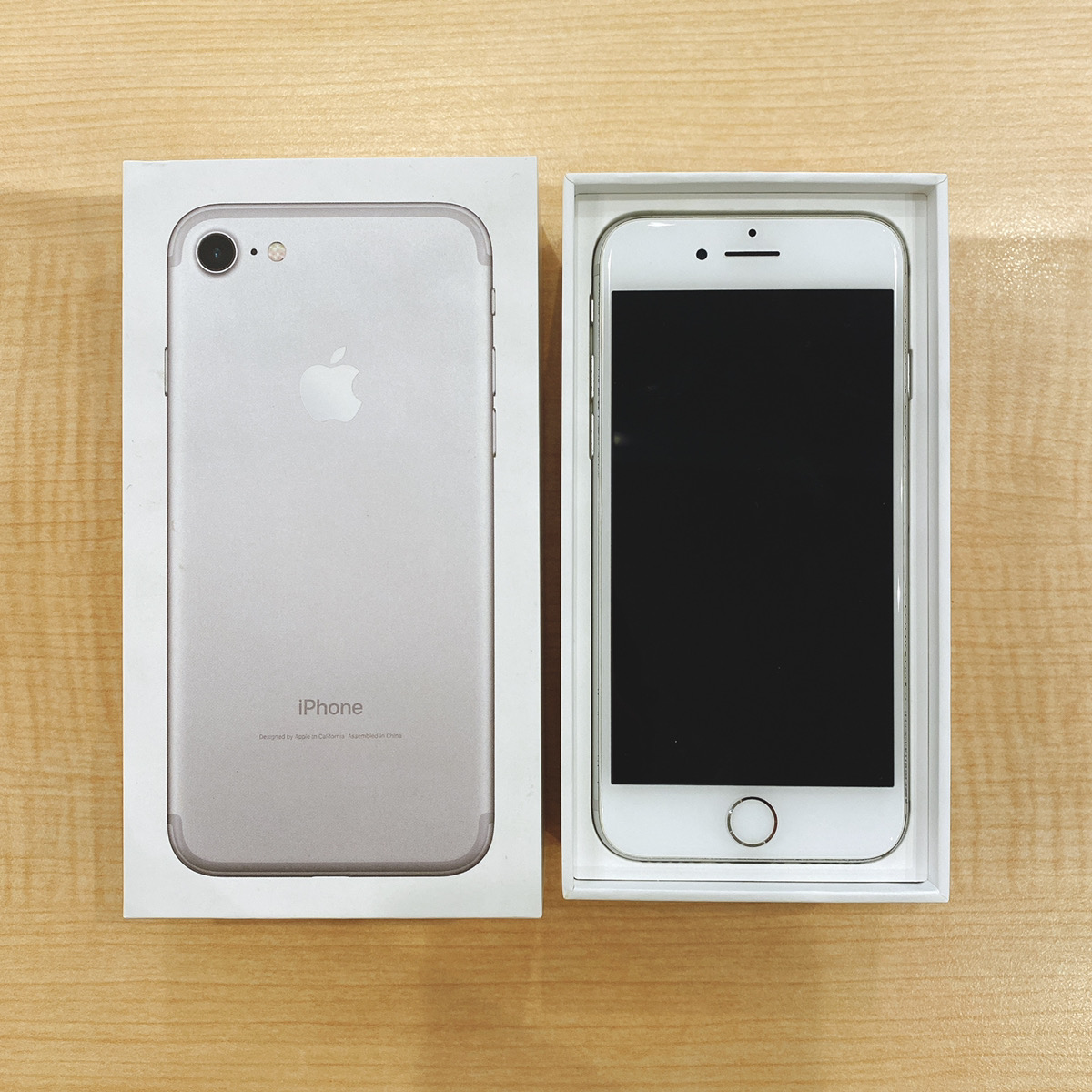 iphone 7 128GB au ジャンク品-