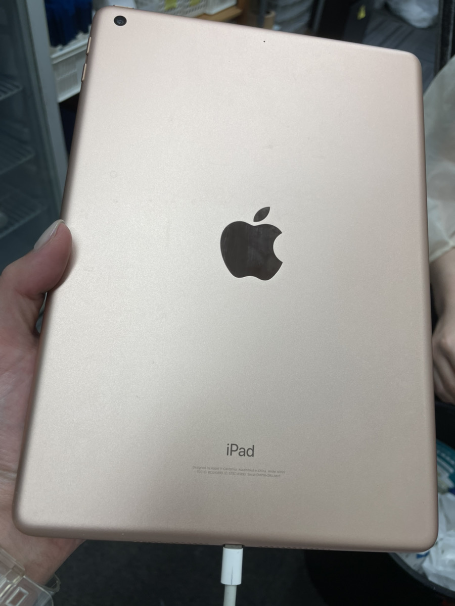 iPad 6（2018年モデル） 128GB  ジャンク品（ガラス割れ）