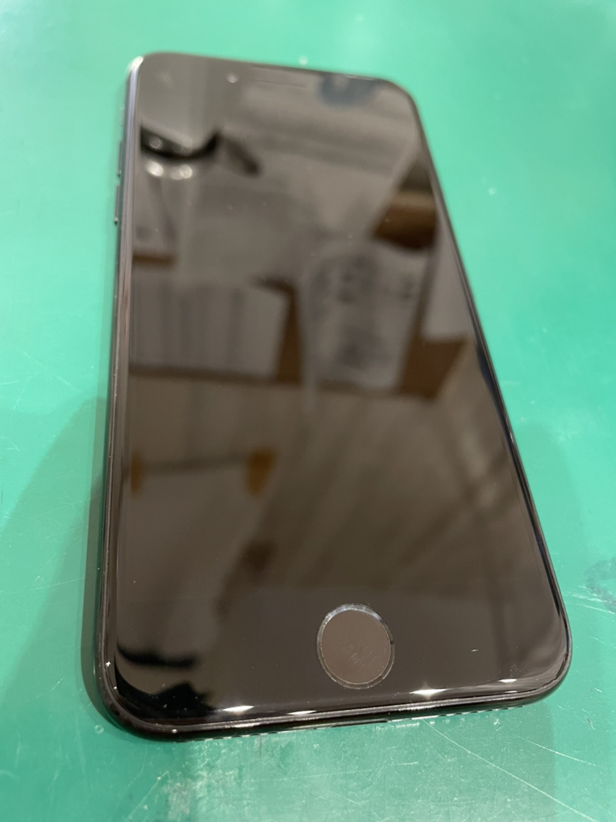 iPhone8