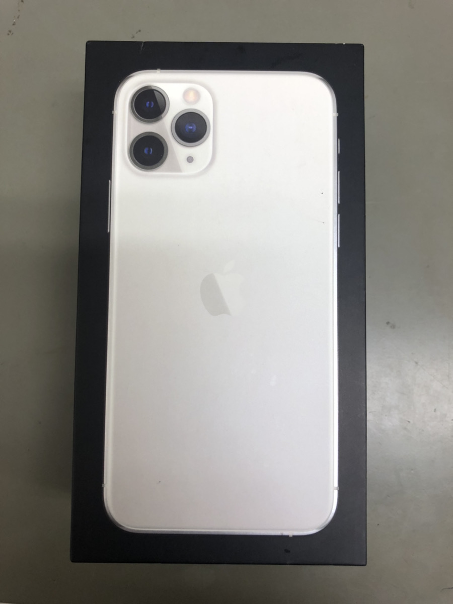 iPhone 11 Pro シルバー 吉祥寺
