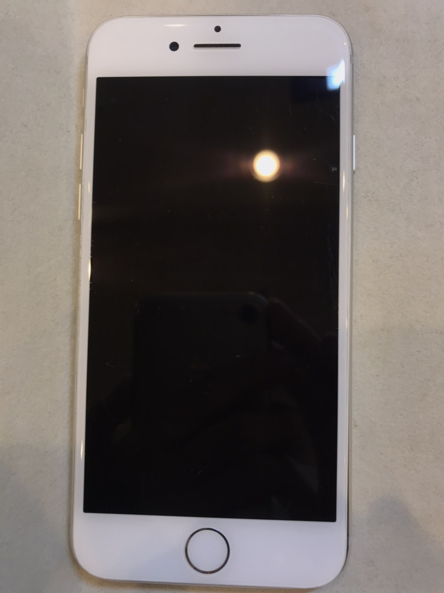 iPhone8 64GB
