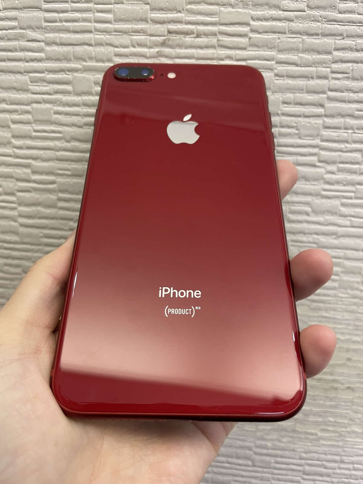 iPhone 8 Plus