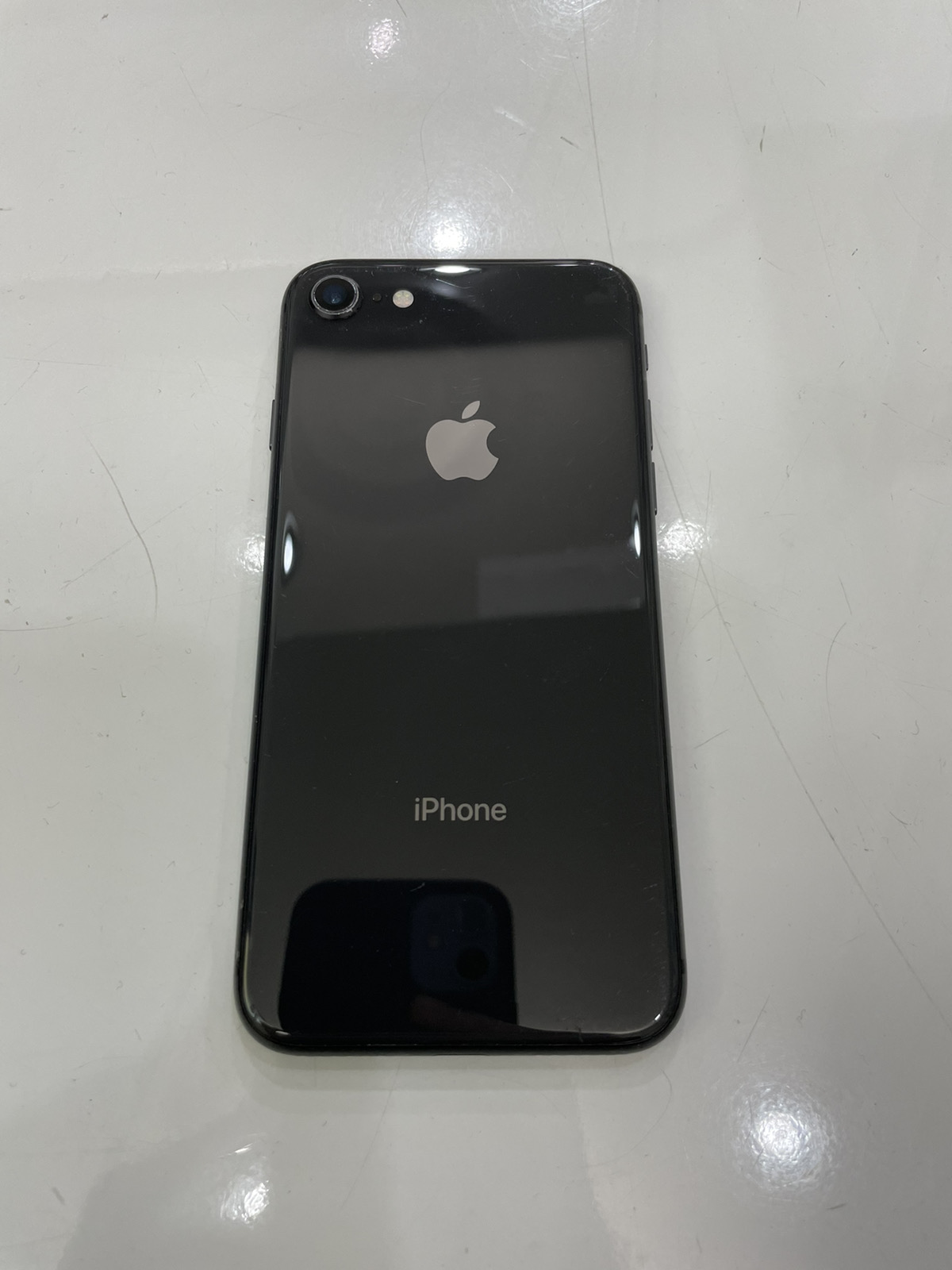 iPhone 8