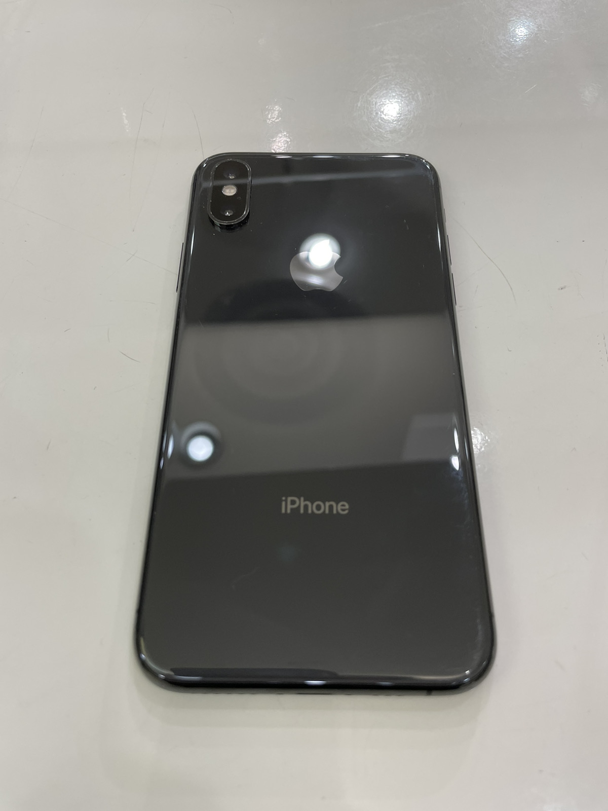 iPhone XS