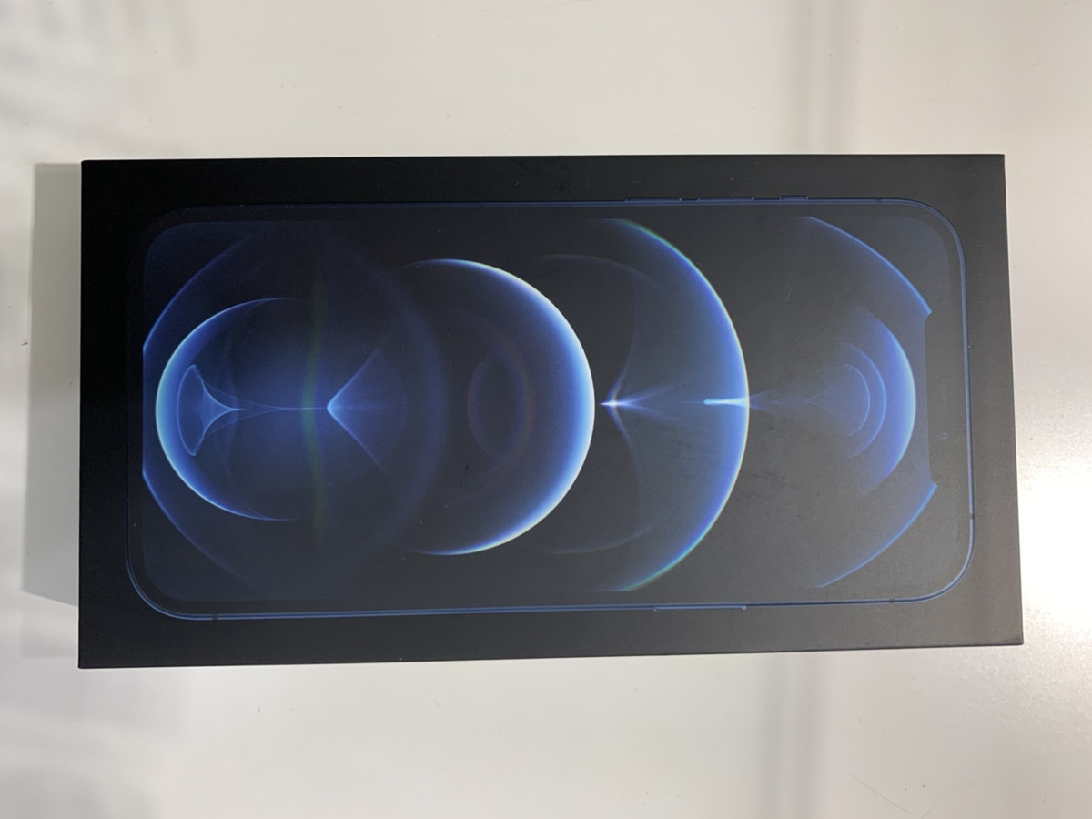 iPhone 12 Pro Max (中古・箱あり)