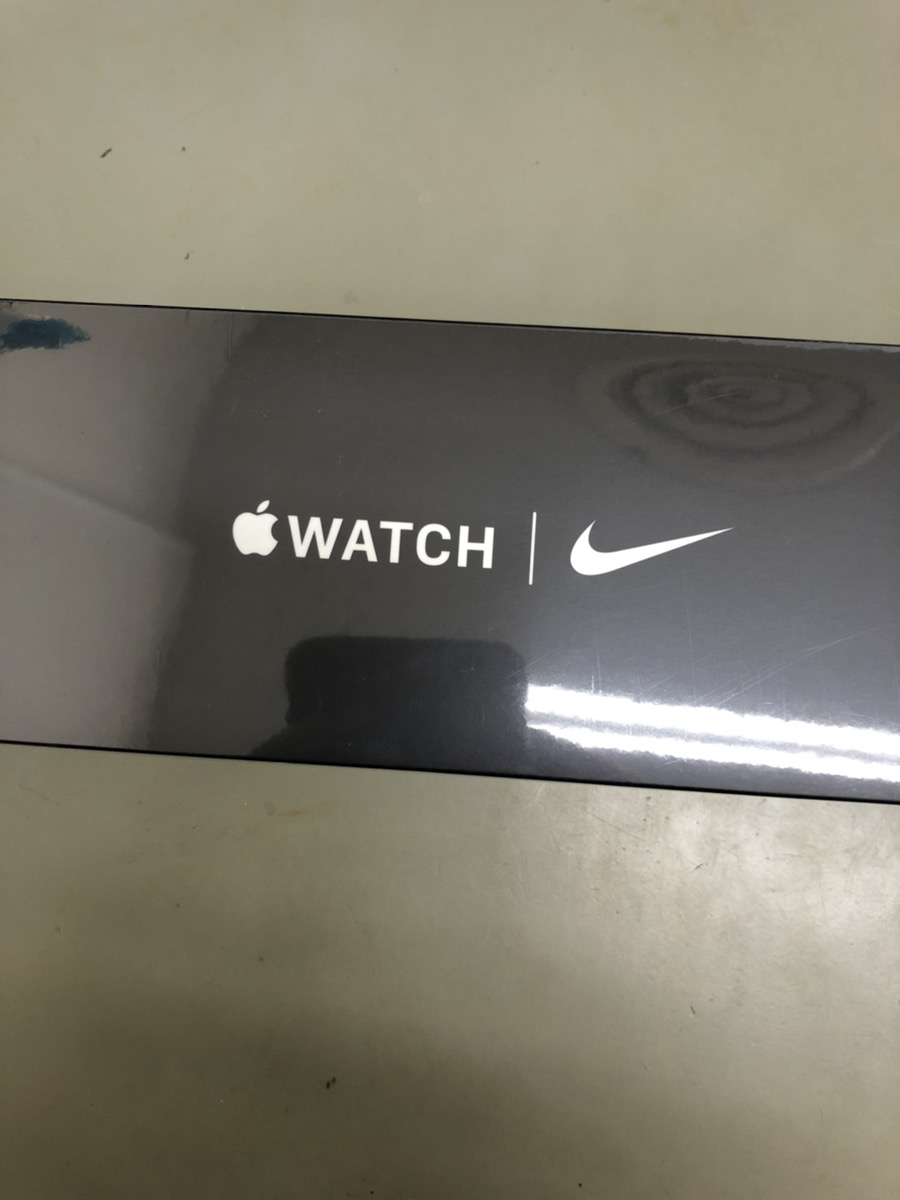 Apple Watch 5 NIKE 中古