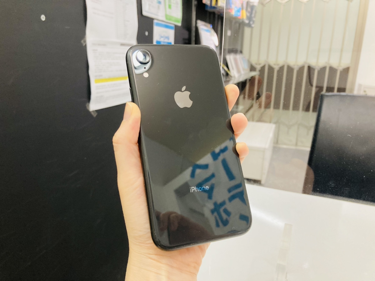 iPhoneXR 64GB ブラック simフリー 中古本体のみ 起動不可の故障品