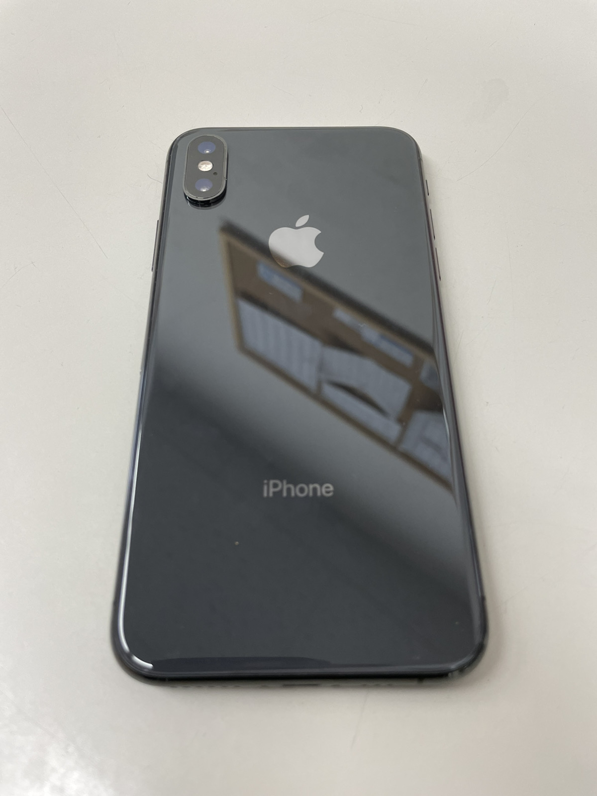 iPhone XS