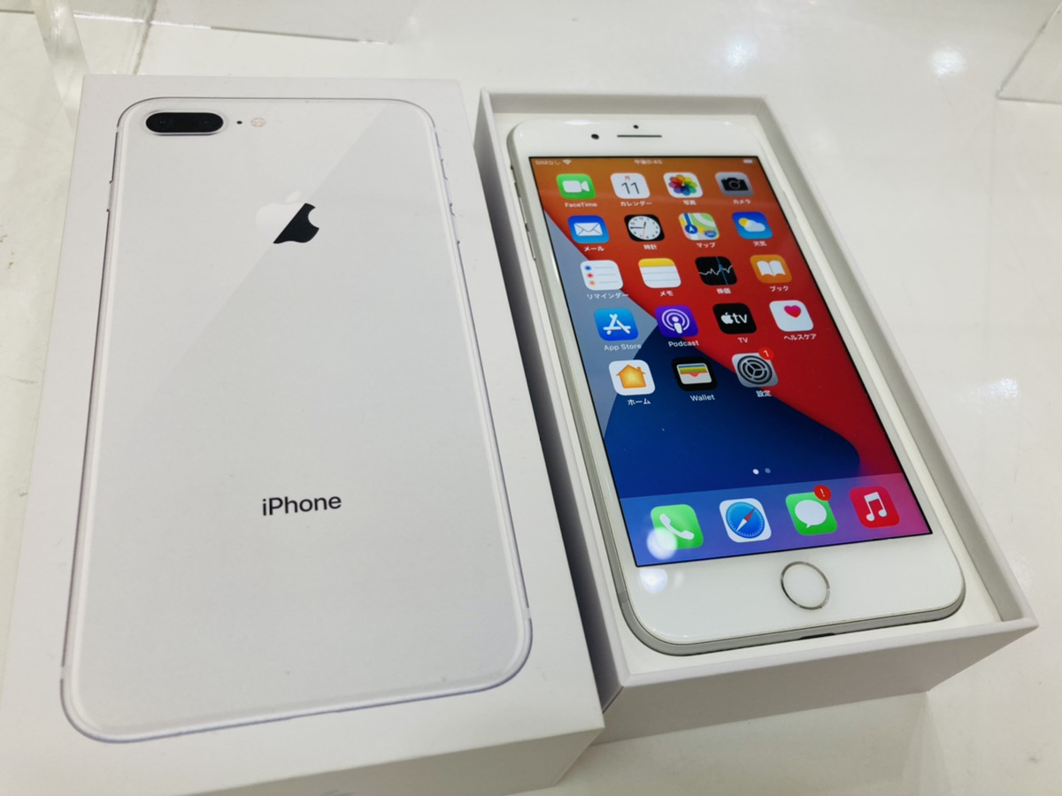 iPhone8Plus 128GB ホワイト au◯ 中古箱あり