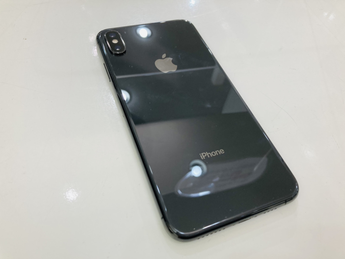 iPhoneXsMax 256GB ブラック SoftBank◯ 中古本体のみ