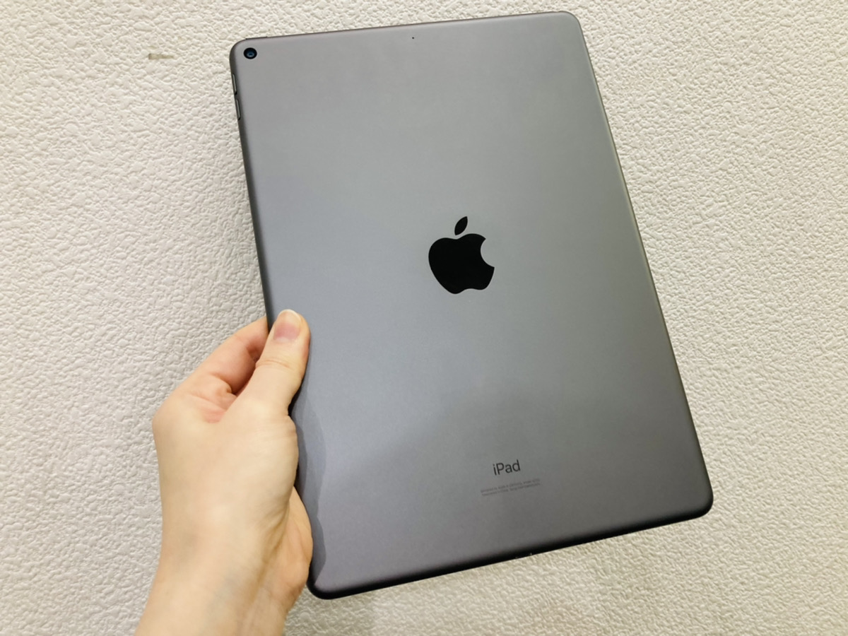 iPadAir3 256GB グレー WiFIモデル 中古本体のみ
