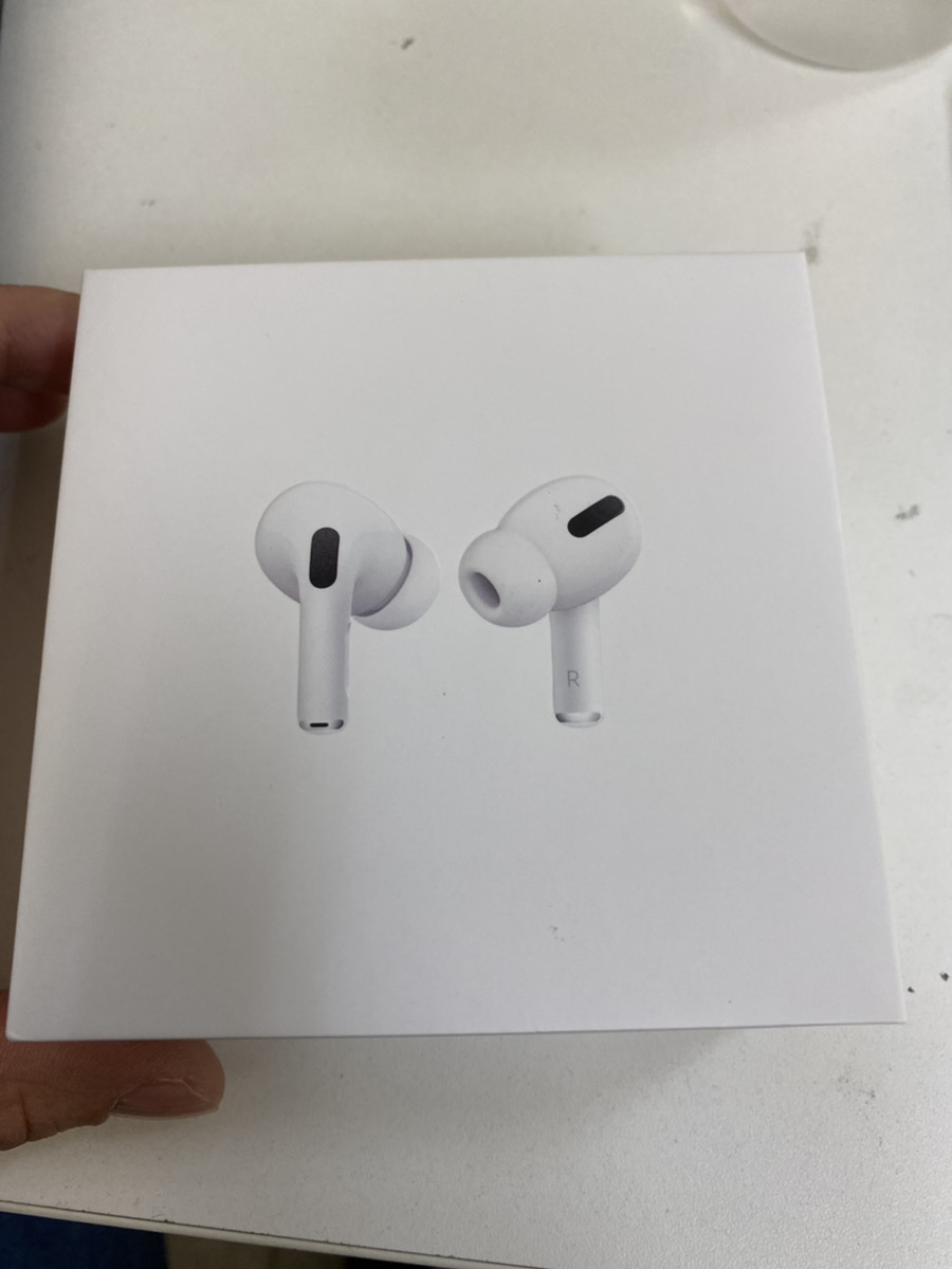 AirPods Pro A2034 中古品