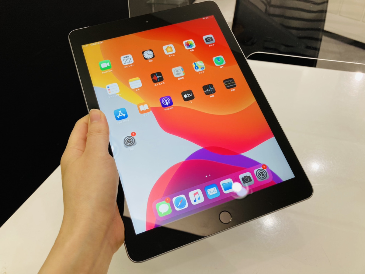 iPad6 32GB グレー SoftBank△ 中古本体のみ