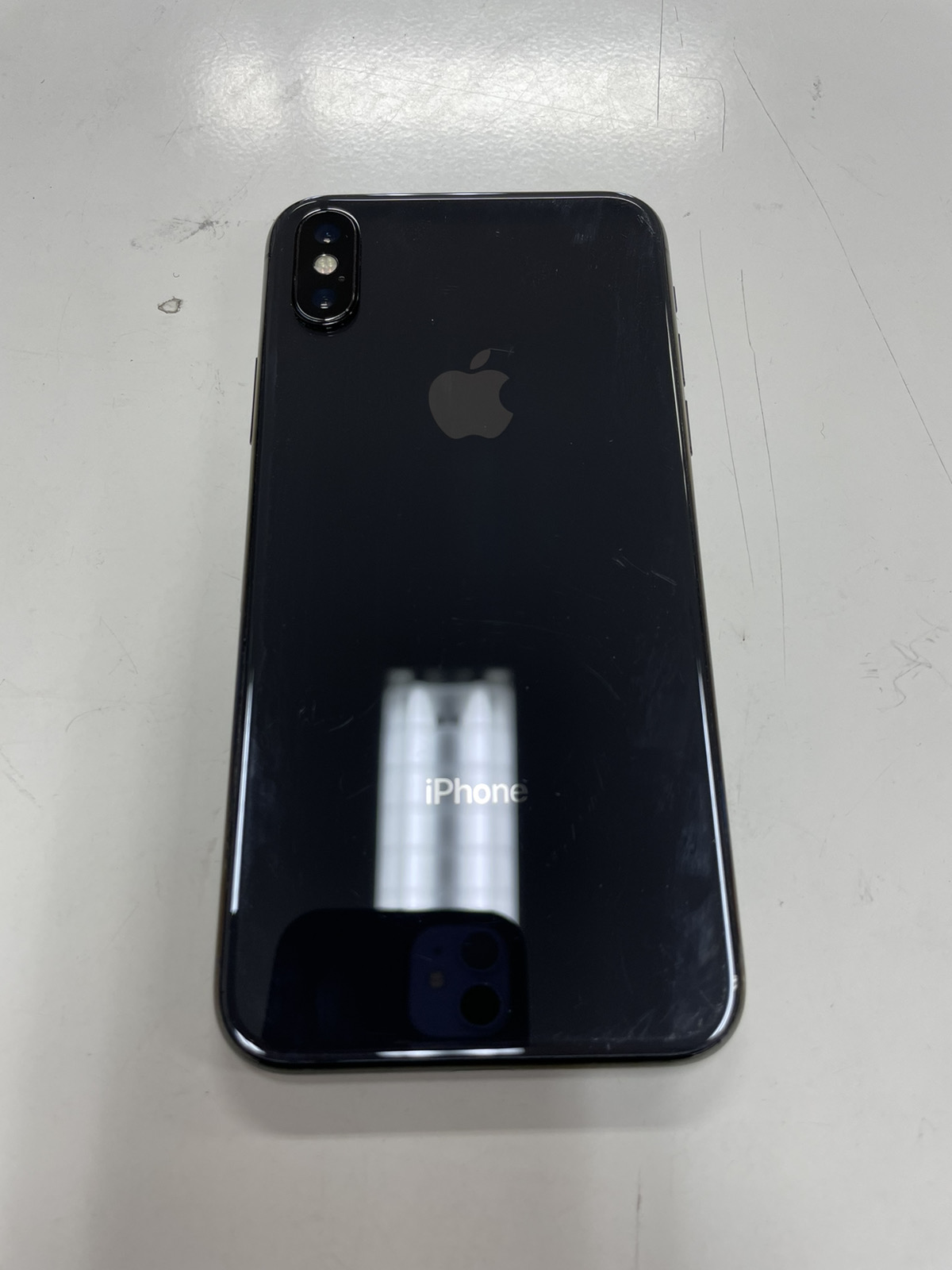 iPhone X