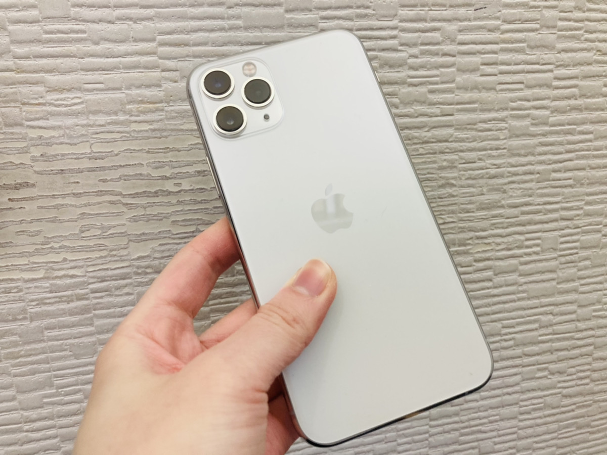 iPhone11Pro 64GB ホワイト SoftBank◯ 中古本体のみ