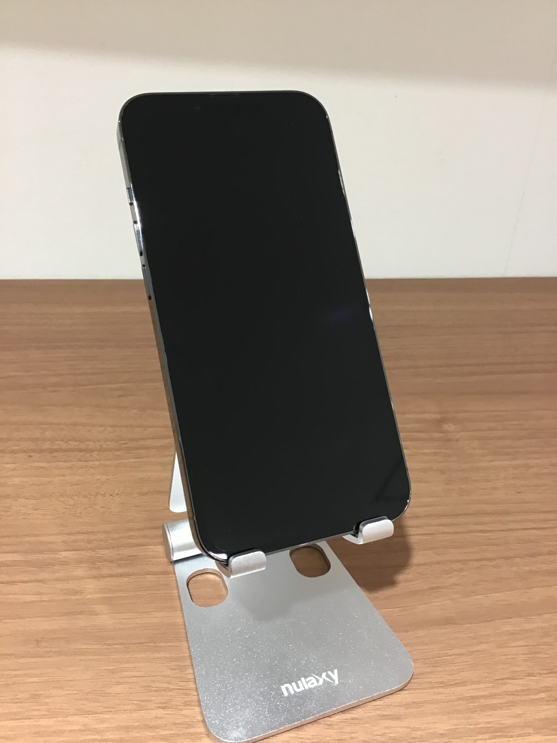 iPhone13Pro 1TB ブラック SIMフリー 中古端末 付属品完備