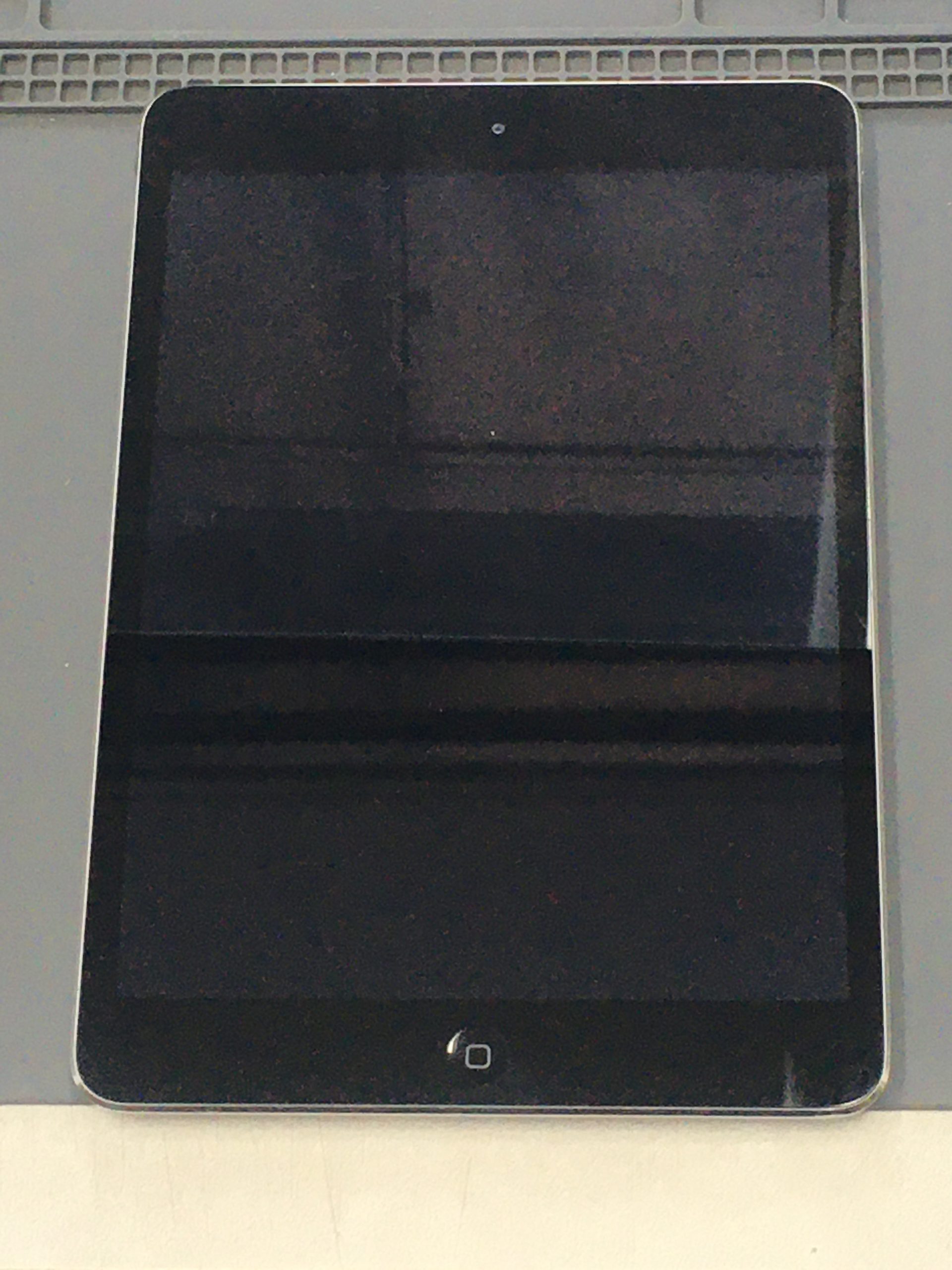 iPadmini2 wifiモデル 16GB シルバー 中古 【練馬】