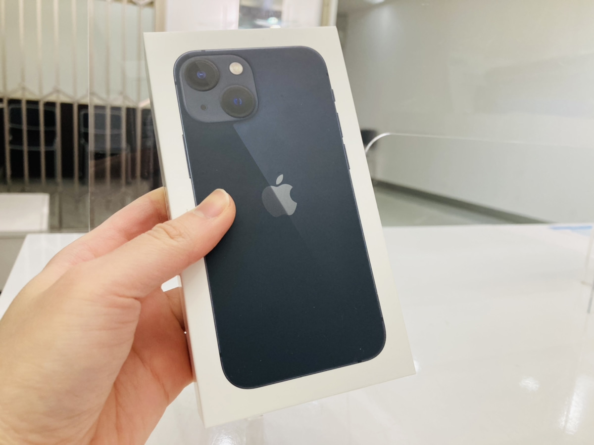 iPhone13 128GB ミッドナイト simフリー 新品未開封