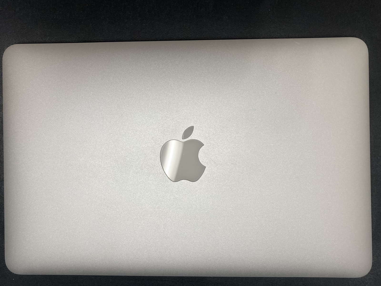 MacBook Air 11(Early 2014) MD711J/A中古本体のみ