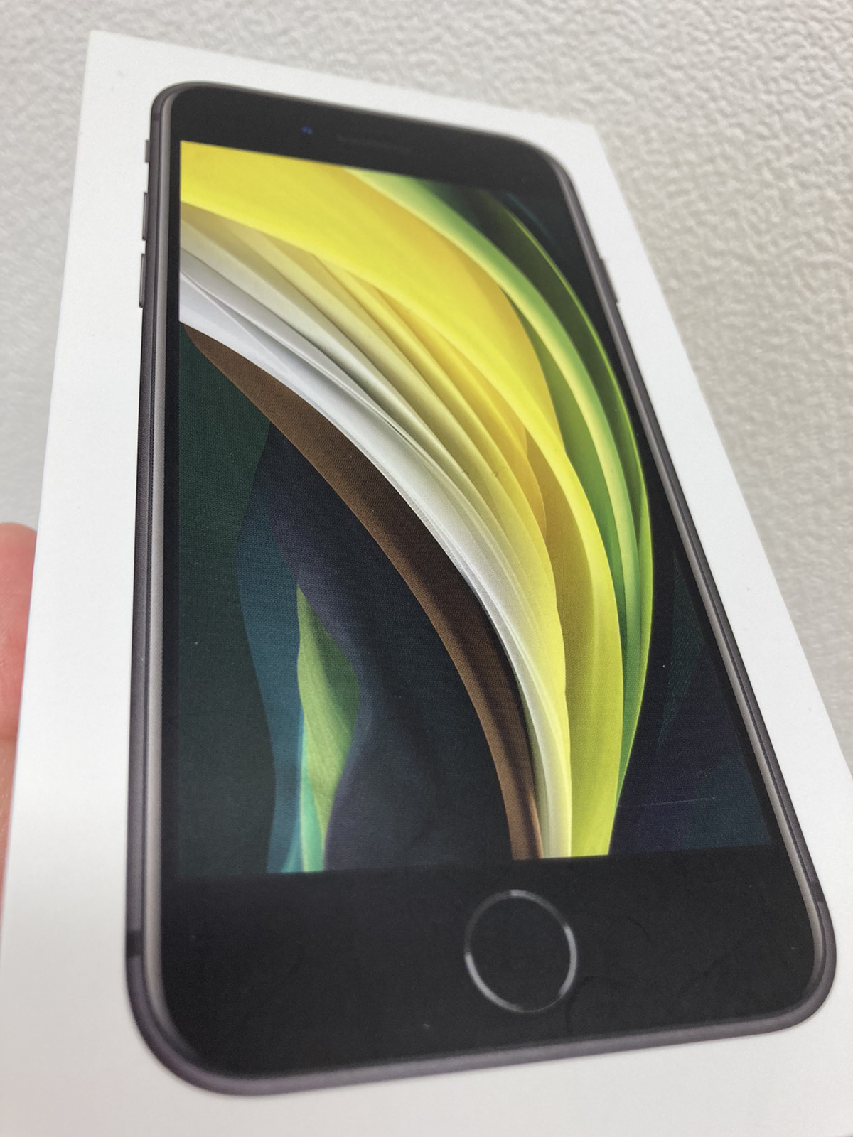 iPhoneSE第2世代 64GB au○ 中古SIMロック解除品付属品新品フルセット