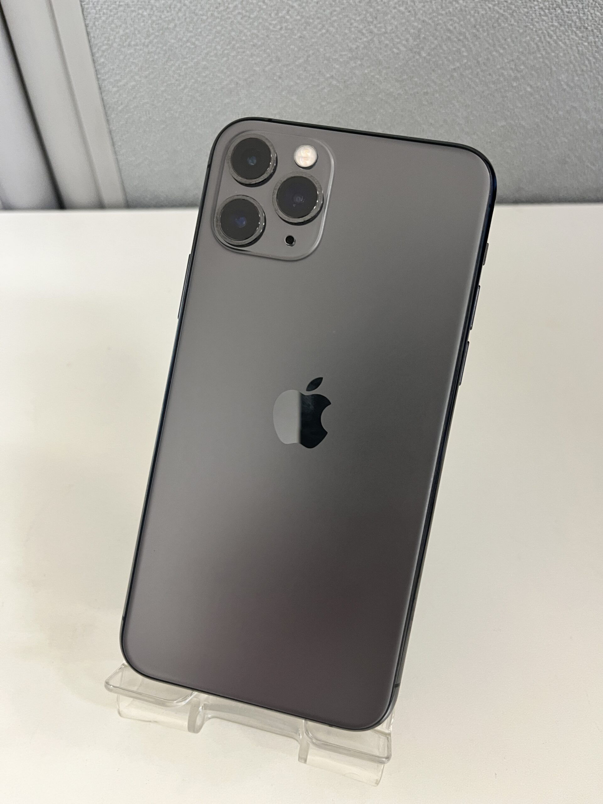 iPhone11Pro 64GB グレー UQ〇 中古