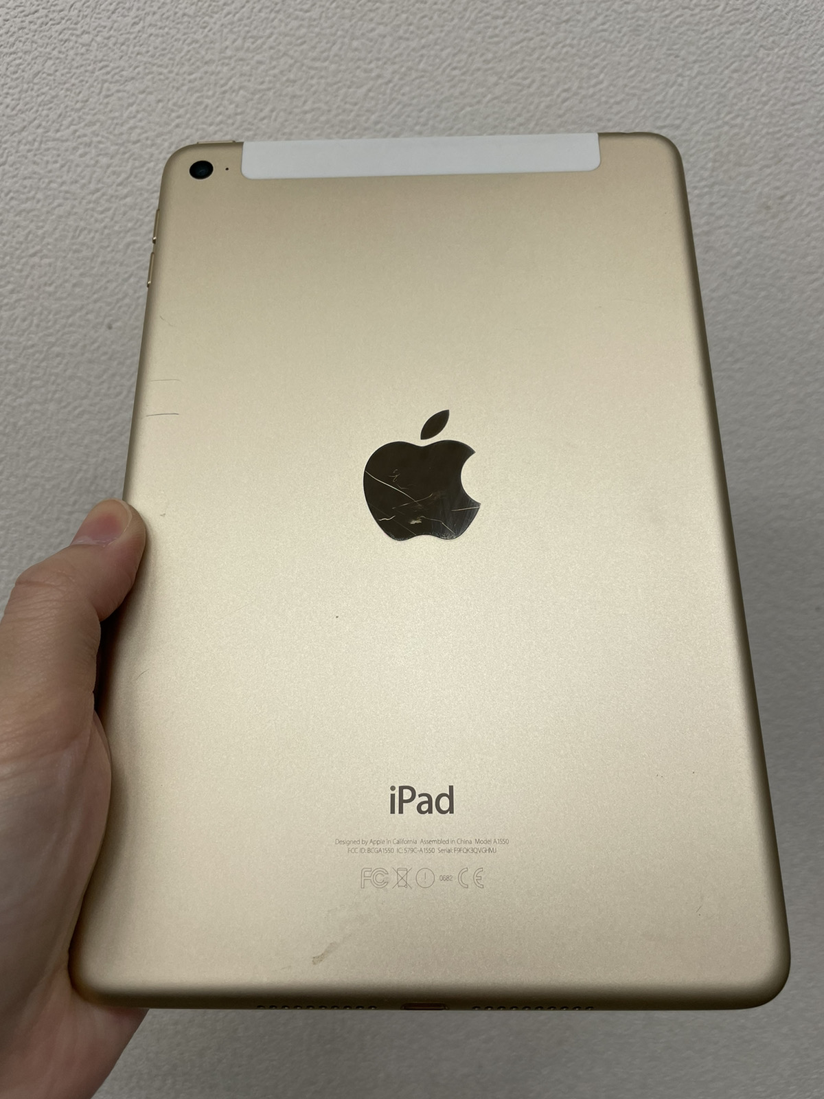 iPad mini 4  16GB ゴールド  中古本体のみ