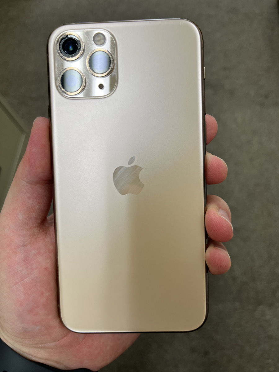 iPhone11 Pro  256GB  ゴールド  au×  SIM未解除品  中古本体のみ　画面割れ、液晶潰れ