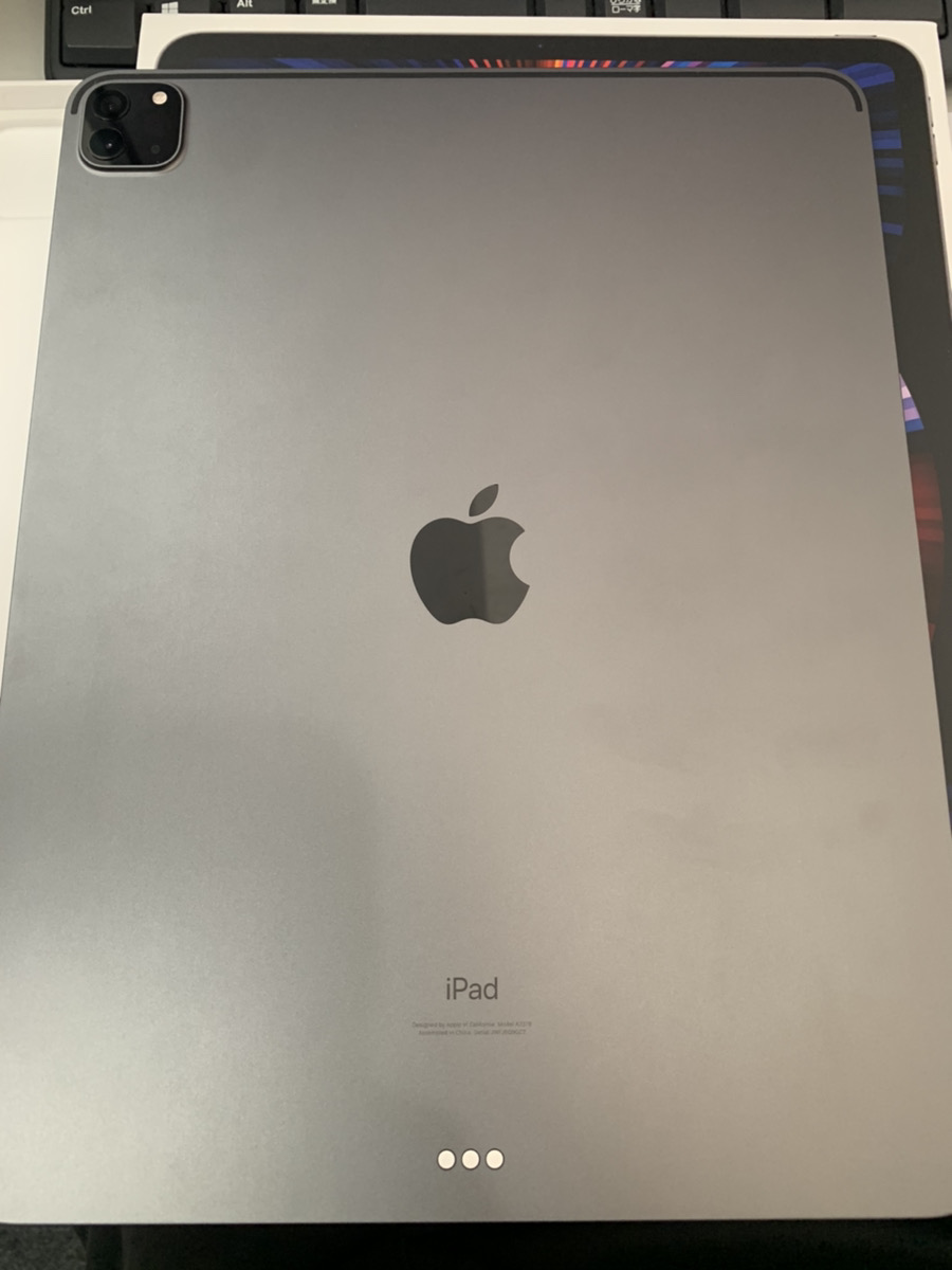 iPad Pro 12.9inch第5世代 128GB スペースグレー　中古美品・箱