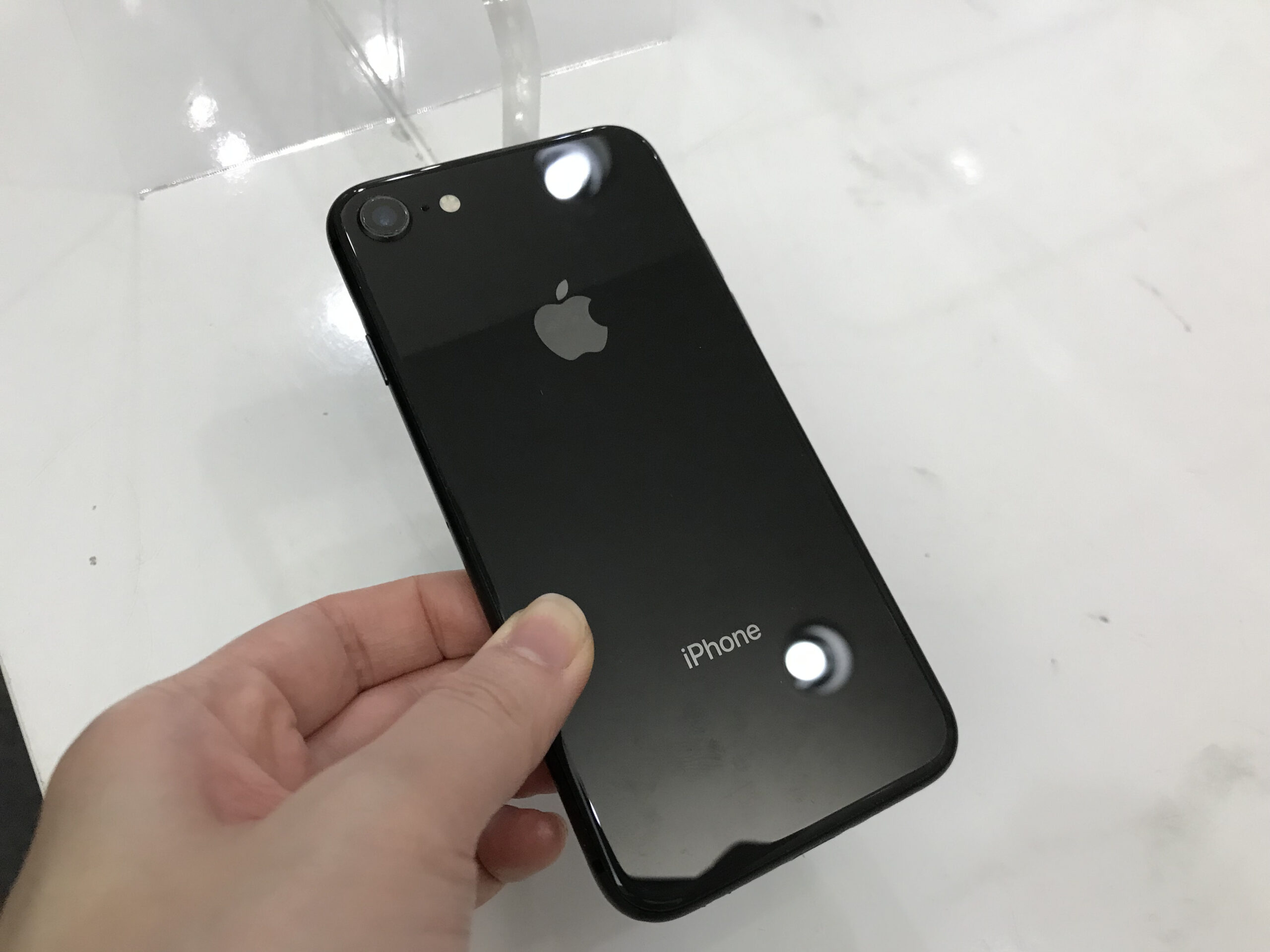 iPhone8 ブラック 64GB au◯ 中古本体のみ