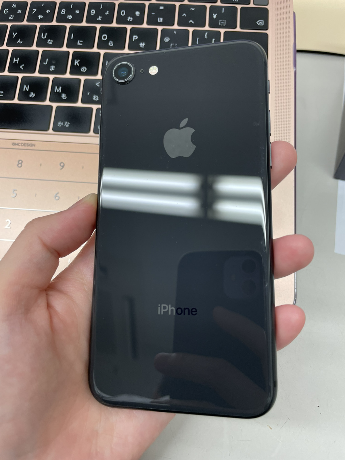 iPhone8 64GB グレー SB○ SIM解除品 中古本体・箱付属品フルセット 