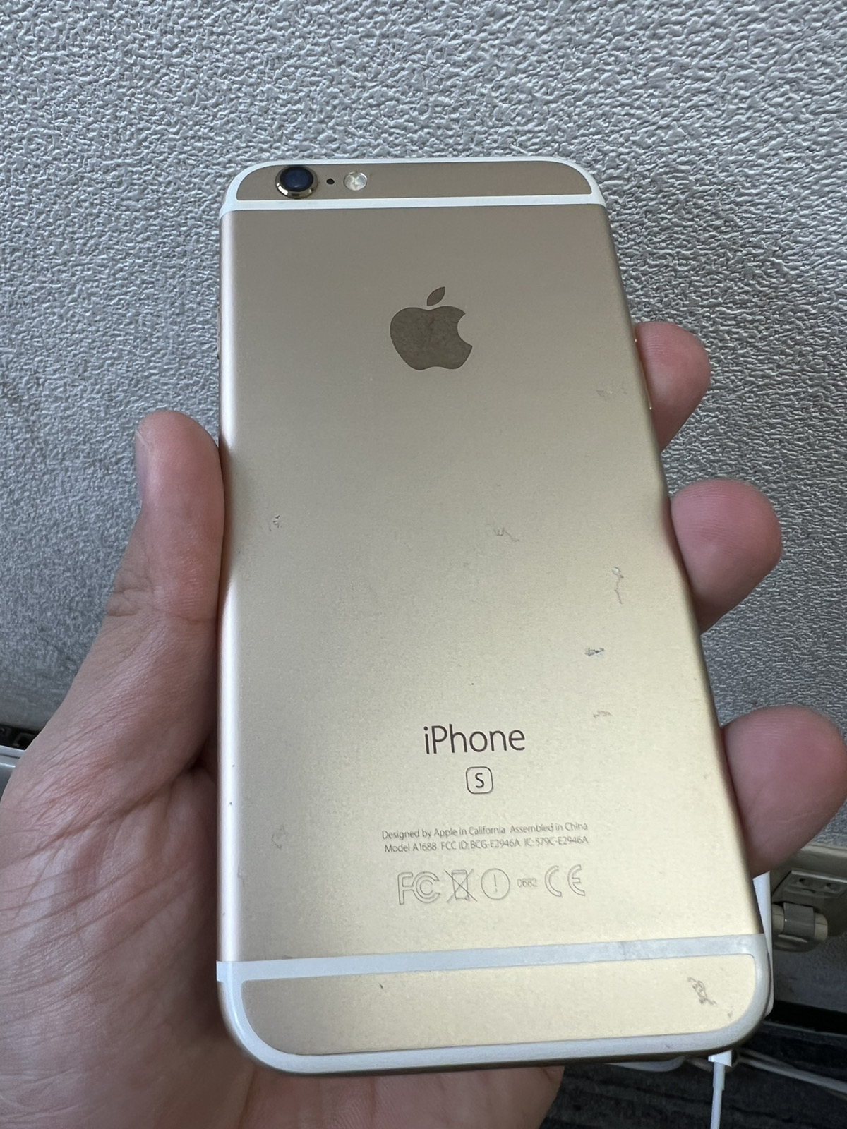 として Iphone Iphone6s 64gb Docomoの通販 By 柿の種にぎりめし アイフォーンならラクマ バッテリー