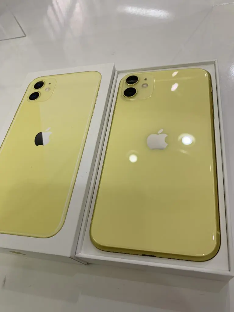 iPhone11 64GB 中古 本体 箱 新品付属品あり - スマホ・Android