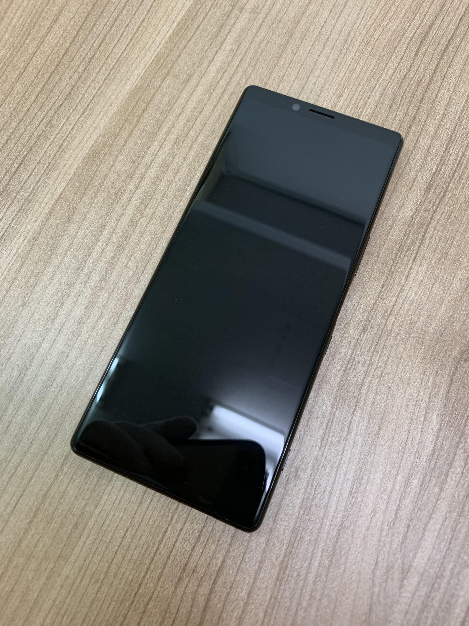 Xperia 1 64GB au 中古品 【所沢】