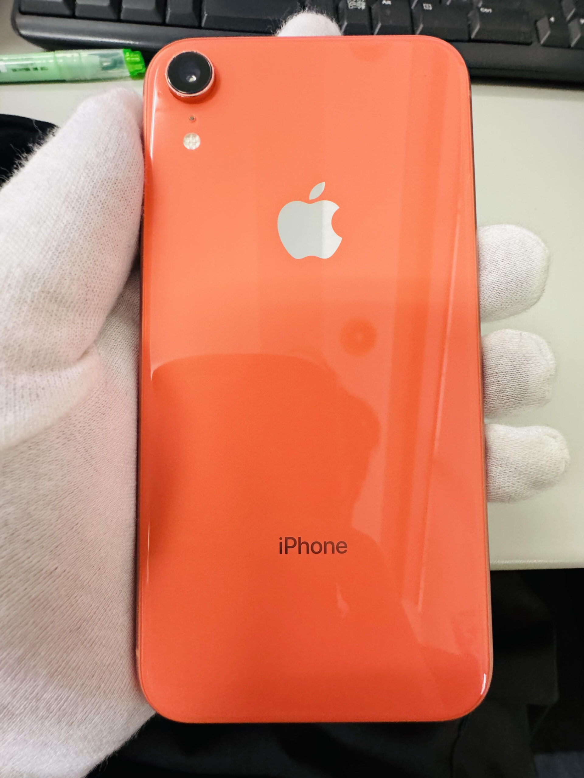 iPhoneXR 64GB coral docomo 画面割れ 故障品 【所沢店】