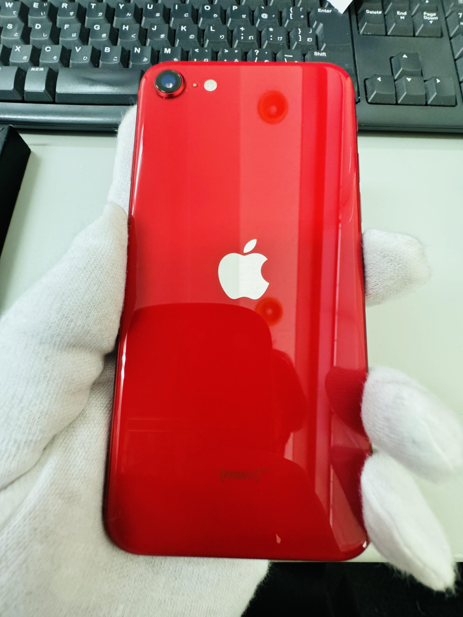 iPhoneSE2 128GB RED docomo 中古美品 【所沢店】