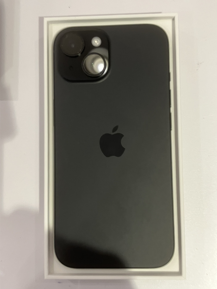 iPhone15 128GB 新品開封済み ブラック Softbank△【COCO東急プラザ蒲田店】