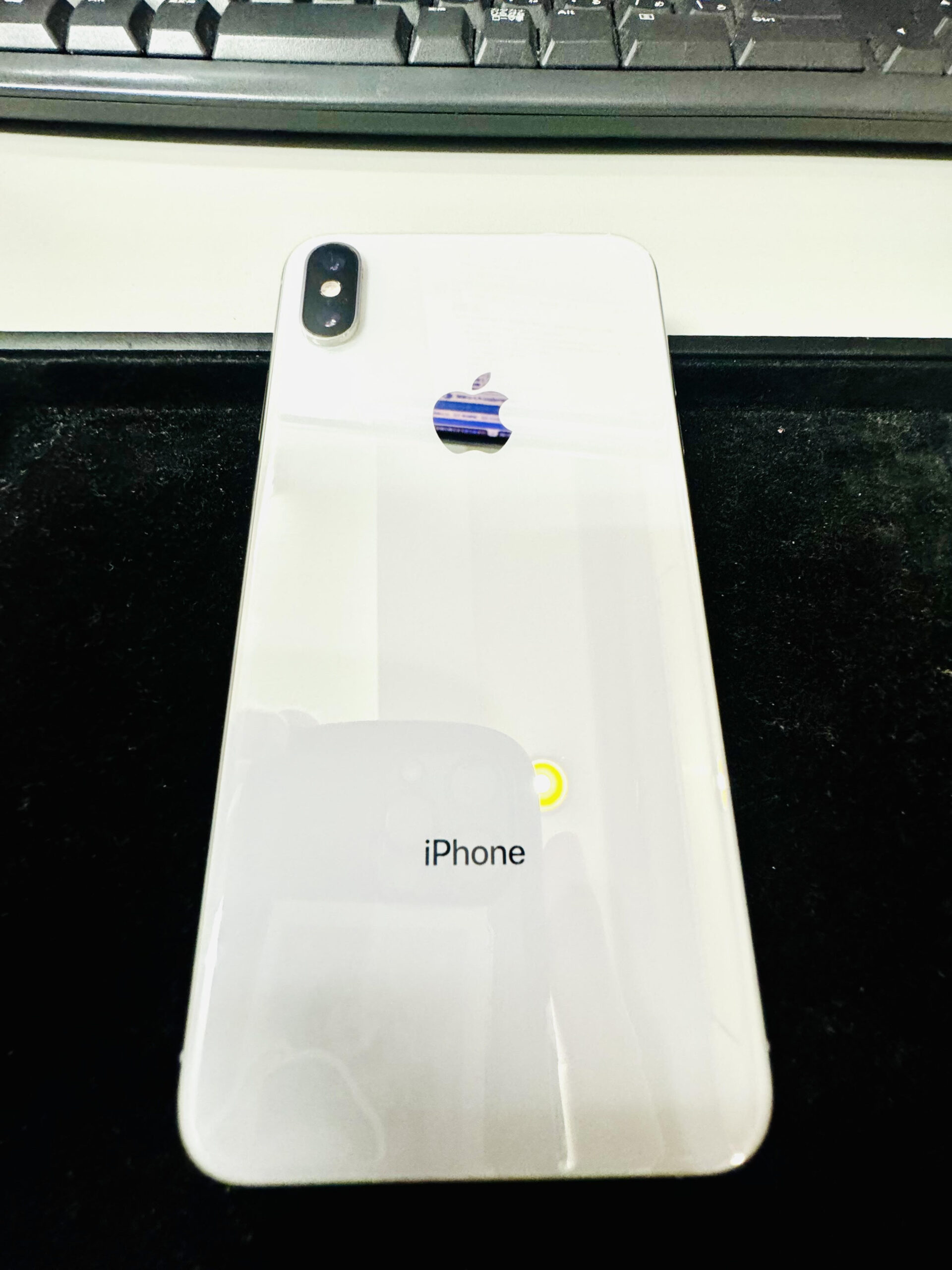 iPhoneXSMAX 256GB silver au 〇 中古品 【所沢店】