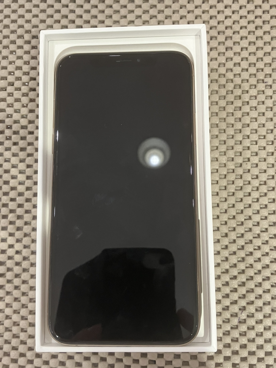 iPhoneXS 256GB ホワイト 中古  AppleSIMフリー【COCO東急プラザ蒲田店】