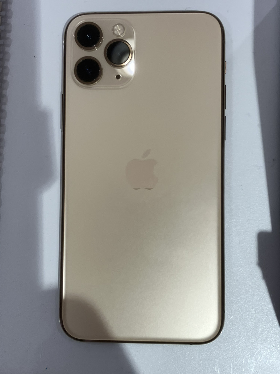 iPhone11Pro 256GB 中古 ゴールド au○【COCO東急プラザ蒲田店】