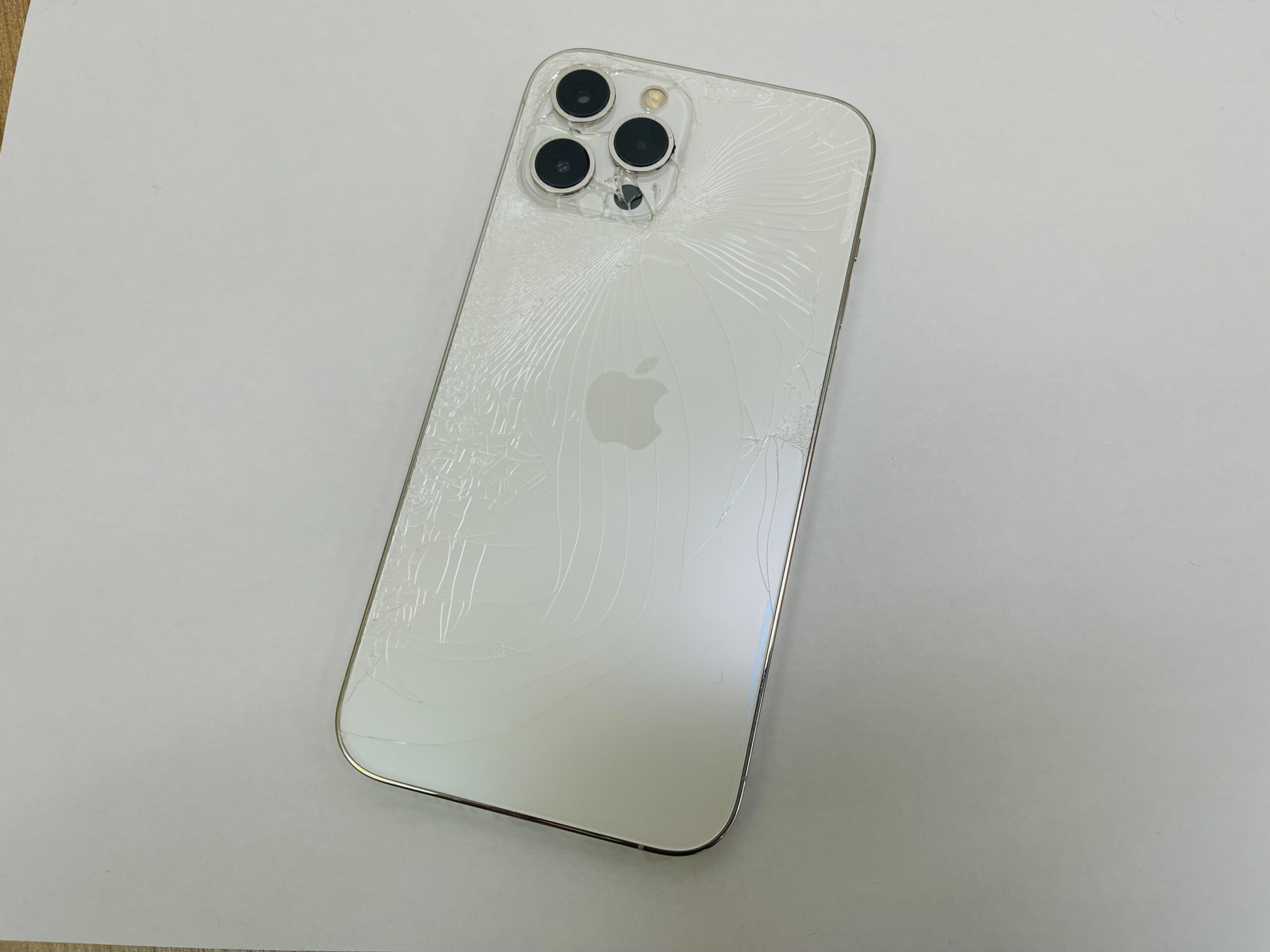 iPhone12ProMAX/128GB AppleSIMフリー 中古品(背面割れ)【所沢店】