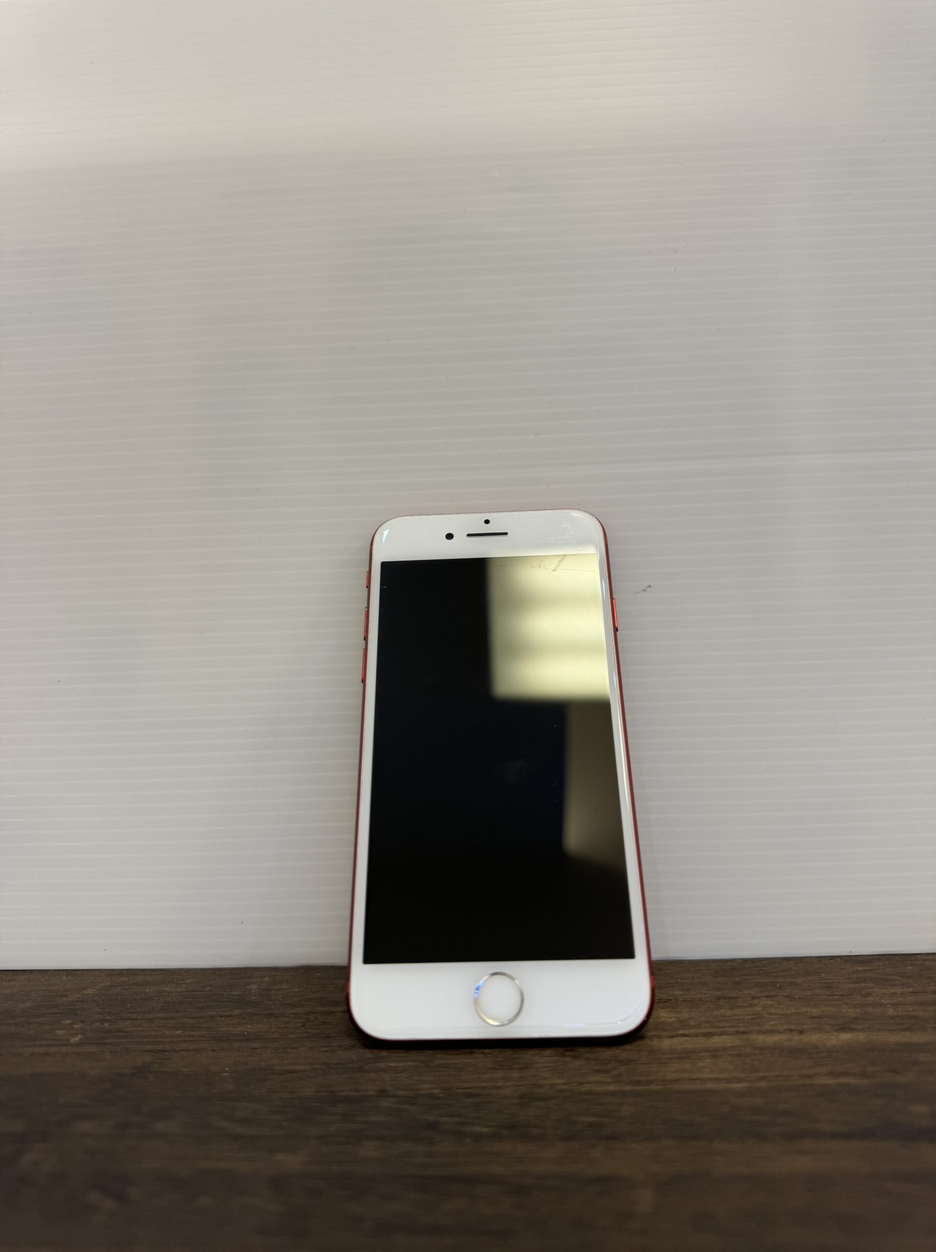 iPhone7 128GB 中古 赤 SoftBank○【iPhone買取のクイック藤沢OPA店】