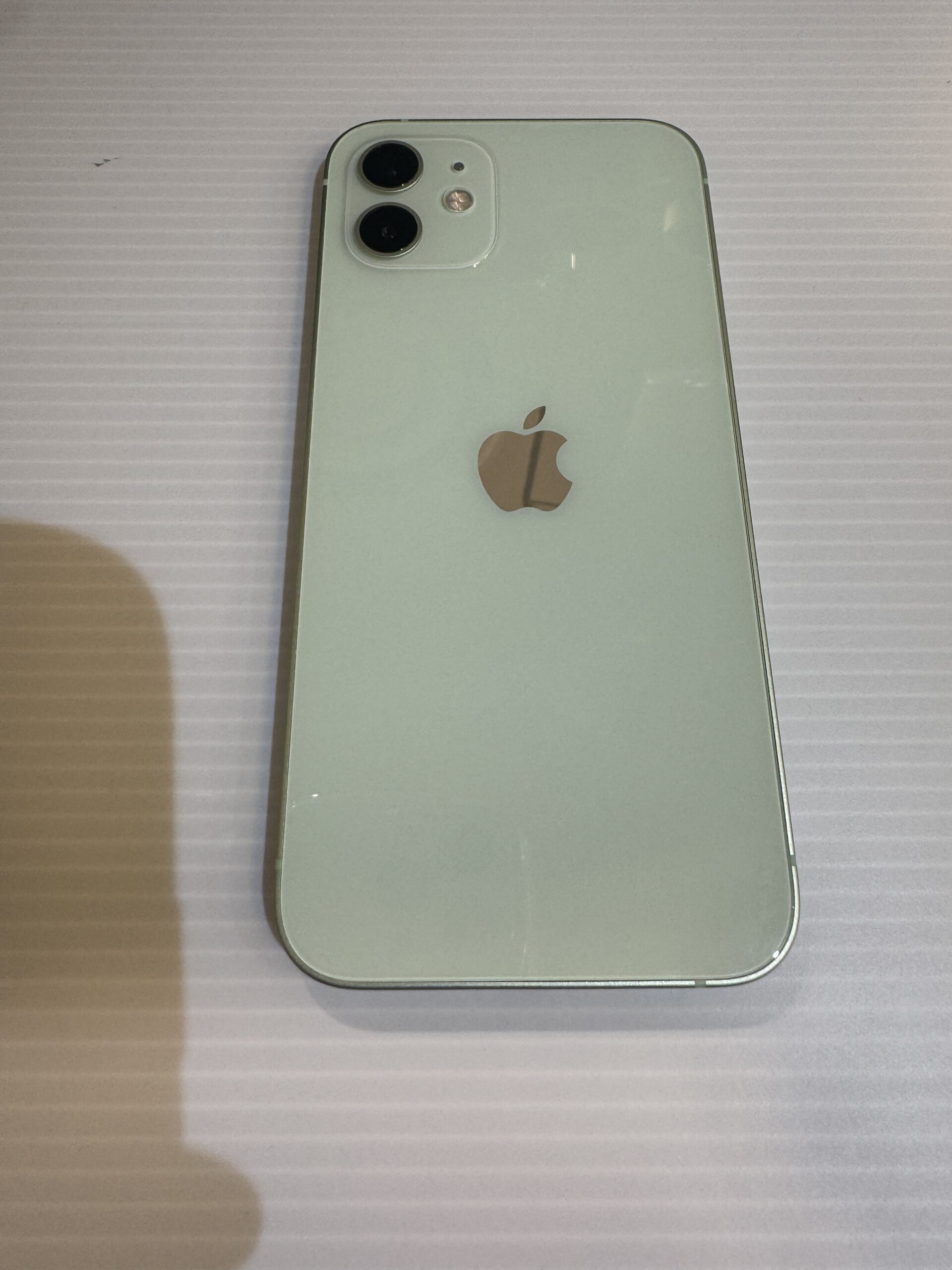 iPhone12 128GB 中古グリーン docomo○【iPhone買取のクイック藤沢OPA店】