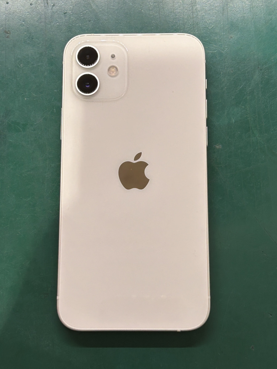 iPhone12 64GB 中古 au △ SIMロック無し 【coco東急プラザ蒲田店】