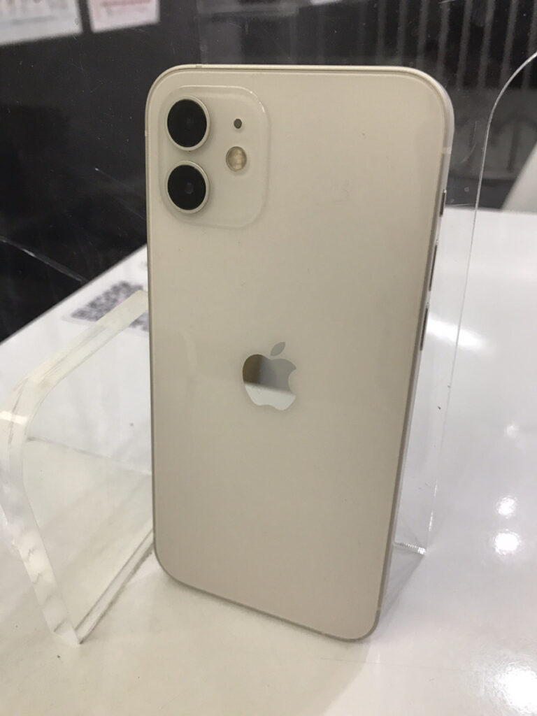 iPhone修理工房 iphone  iphone12 買取　新品　査定　買取　査定　川崎　スマホ 故障品 ホワイト docomo キャリア 端末 SIMフリー KDDI 楽天 Softbank 128GB 中古品 黒点 欠け傷 残債 バッテリー サービス 劣化