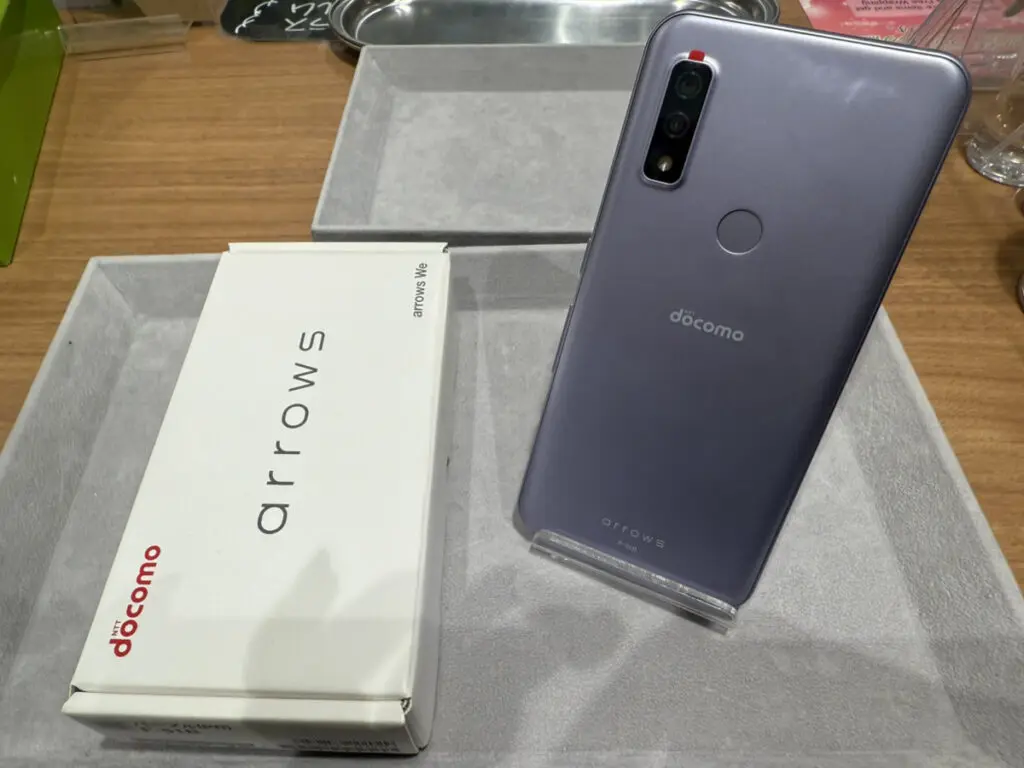 arrows we F-51B 64GB パープル　docomo 報道発表資料 : 「ドコモ スマートフォン arrows We F-51B」を