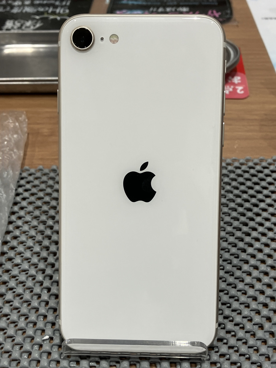 iPhoneSE3 64GB ホワイト 中古本体のみ Softbank△【錦糸町店】