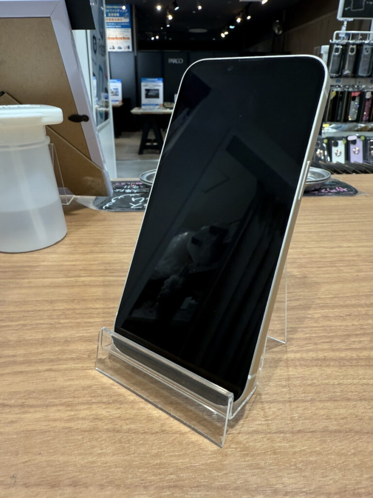 iPhone14 256GB シルバー mineo△ 中古本体のみ SIMロックなし【錦糸町店】