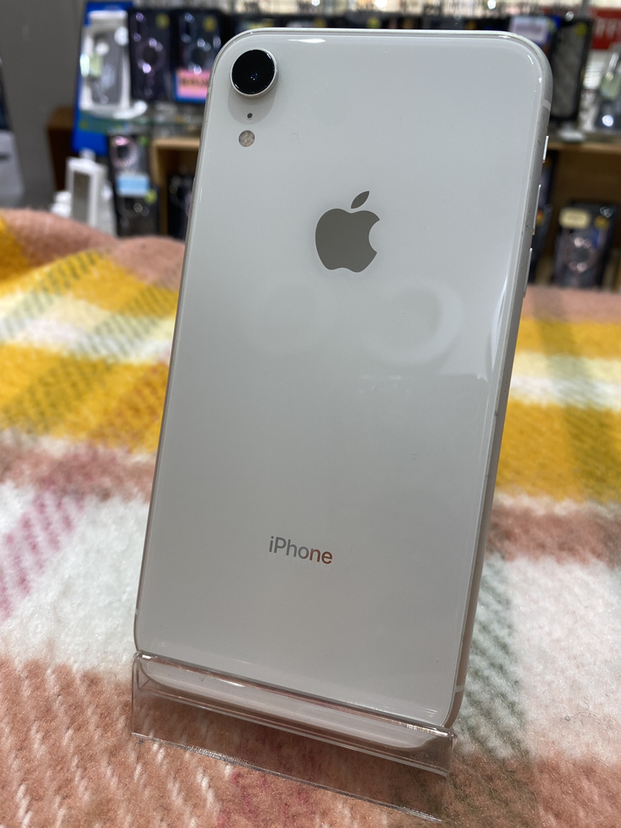 iPhoneXR 256GB ホワイト 中古 本体のみ docomo〇【COCO東急プラザ蒲田店】