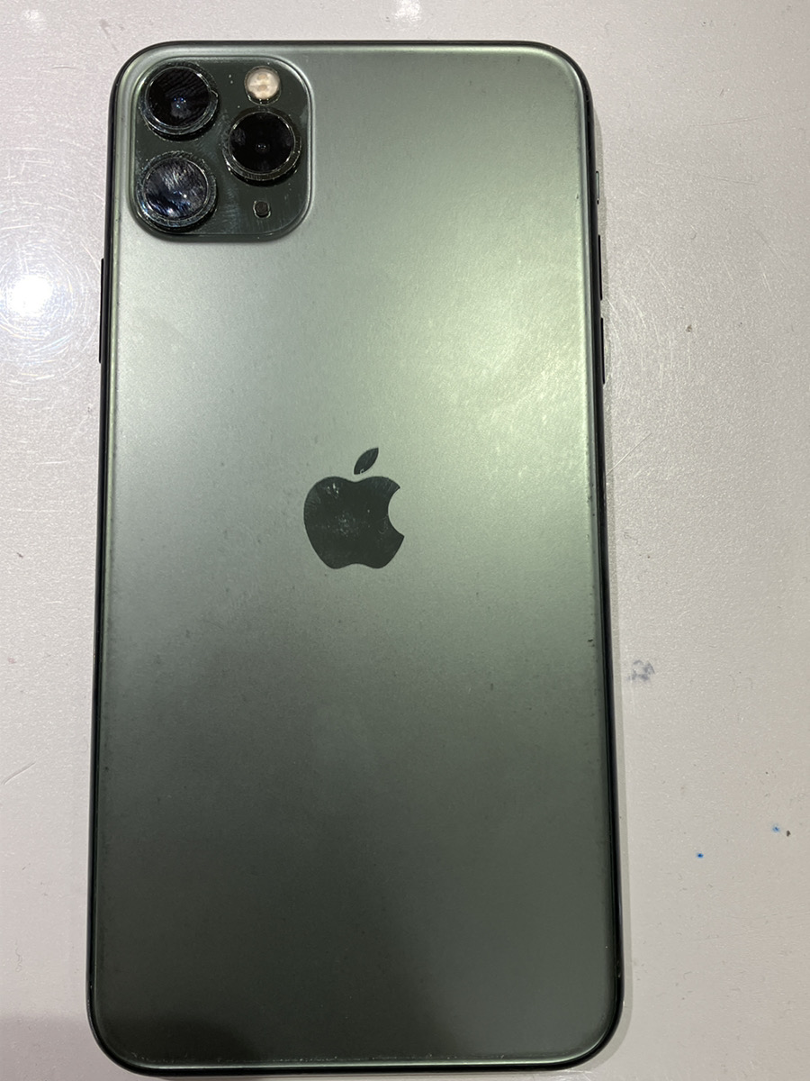 iPhone11Pro Max 256GB 本体 SB〇【COCO東急プラザ蒲田店】